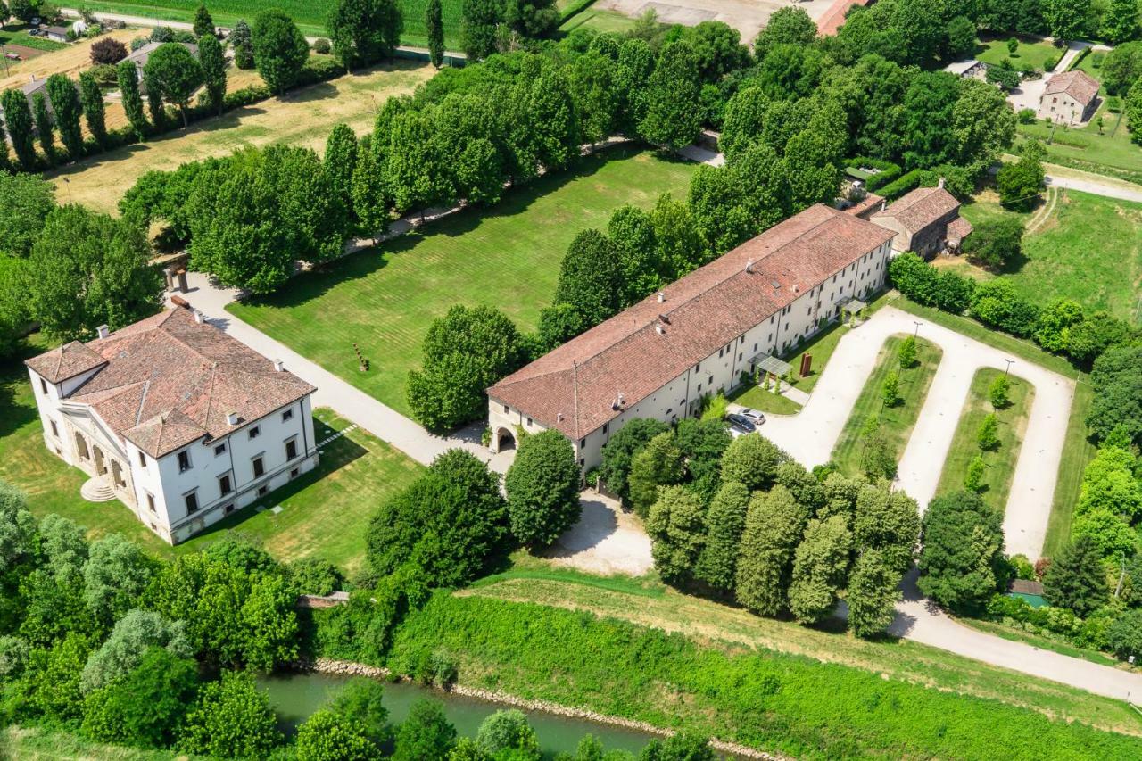 La Barchessa Di Villa Pisani Lonigo Exteriör bild